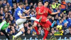 football-kevin-everton-liverpool-merseyside-derby-goodison-challenge-tackle_3040388