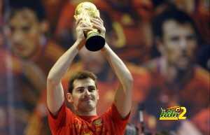 Spain's goalkeeper Iker Casillas holds u