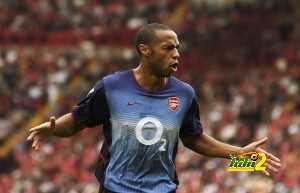 Thierry Henry of Arsenal celebrates