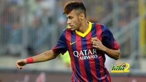 neymar-playing-with-the-new-barcelona-kit-2013-2014
