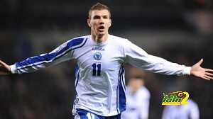 Bosnia Hercegovina's player Edin Dzeko c