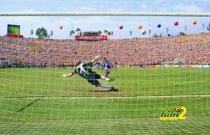 Italian forward Roberto Baggio watches his penalty