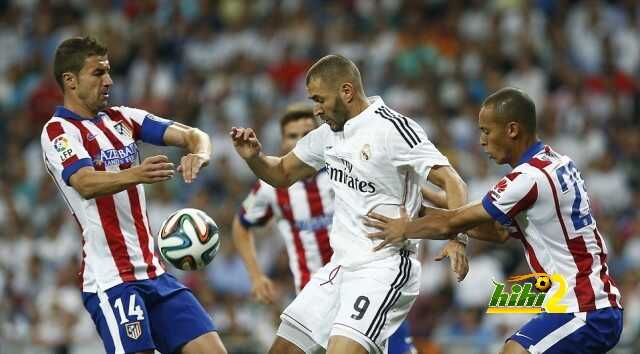 1408486647172_wps_17_Real_s_Karim_Benzema_from