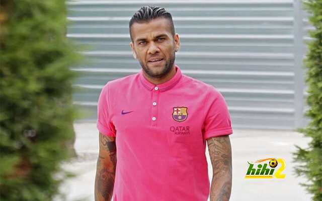 futuro-dani-alves-sigue-siendo-incierto-1413227847246