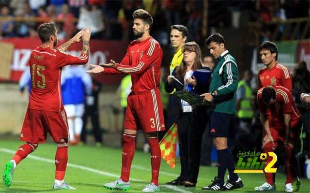 pique-sustituye-ramos-partido-seleccion-espanola-1444234369728