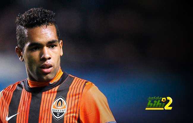 Alex-Teixeira (1)