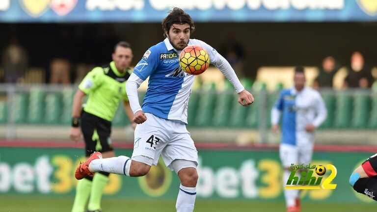 alberto-paloschi-chievo-serie-a-action_3407126