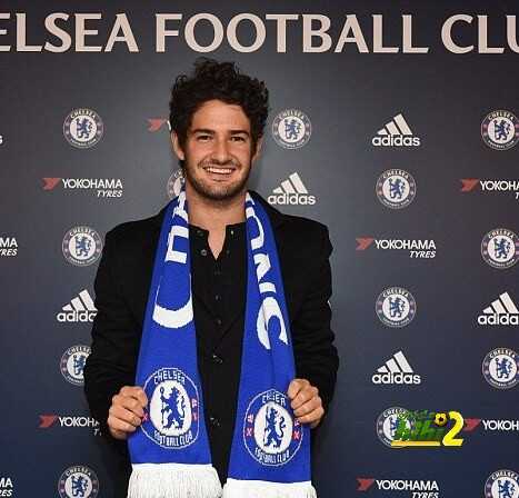30B5705800000578-3422493-Alexandre_Pato_has_joined_Chelsea_on_loan_becoming_the_62nd_Braz-m-11_1454110427895
