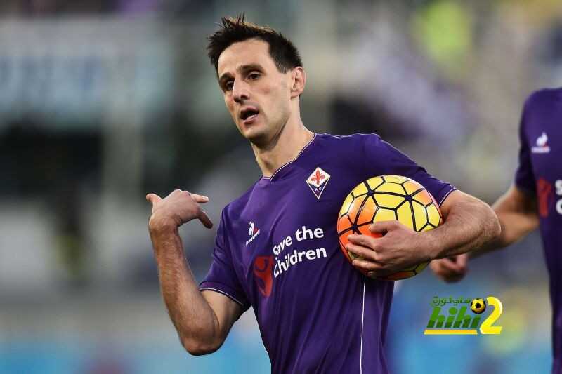 kalinic-esulta-fiorentina-novembre-2015-ifa