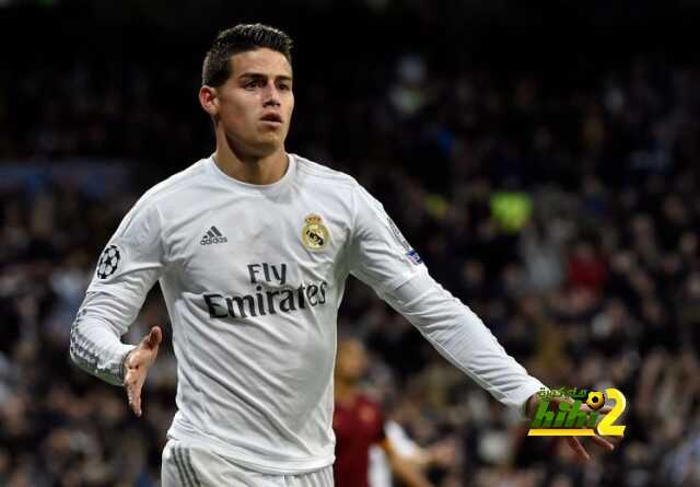 Real Madrid's Colombian midfielder James Rodriguez celebrates after scoring during the UEFA Champions League round of 16, second leg football match Real Madrid FC vs AS Roma at the Santiago Bernabeu stadium in Madrid on March 8, 2016. / AFP / GERARD JULIEN (Photo credit should read GERARD JULIEN/AFP/Getty Images)