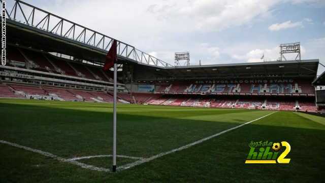General view of the inside of the stadium ahead of the English Premier League football match between West Ham United and Swansea City at The Boleyn Ground in Upton Park, in east London on May 7, 2016.
West Ham play their final Saturday Premier League match at their old home today before moving to the Olympic Stadium for next season. / AFP / IAN KINGTON / RESTRICTED TO EDITORIAL USE. No use with unauthorized audio, video, data, fixture lists, club/league logos or 'live' services. Online in-match use limited to 75 images, no video emulation. No use in betting, games or single club/league/player publications.  /         (Photo credit should read IAN KINGTON/AFP/Getty Images)