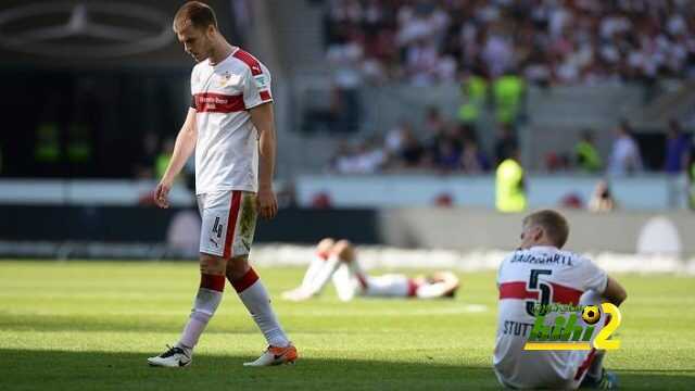 epa05293661 Stuttgart players Toni Sunjic (L) and Timo Baumgartl (R) show their dejection after the German Bundesliga soccer match between VfB Stuttgart and FSV Mainz 05 in Stuttgart, Germany, 07 May 2016. Mainz won 3-1. EPA/DENIZ CALAGAN (EMBARGO CONDITIONS - ATTENTION - Due to the accreditation guidelines, the DFL only permits the publication and utilisation of up to 15 pictures per match on the internet and in online media during the match)