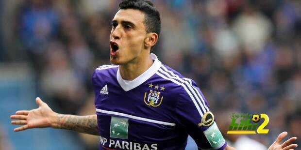 20130512 - GENK, BELGIUM: Anderlecht's Matias Suarez celebrates after scoring the 0-1 goal during the match between RC Genk and RSCA Anderlecht, on the eight day of the Play-Off 1 of the Belgian soccer championship Jupiler Pro League, in Genk, Sunday 12 May 2013. BELGA PHOTO VIRGINIE LEFOUR