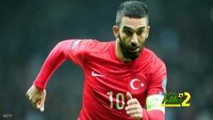 Turkey`s Arda Turan in action during the UEFA Euro 2016 qualifying football match Turkey vs Kazakhstan on November 16, 2014 at TT Arena stadium in Istanbul. AFP PHOTO/OZAN KOSE (Photo credit should read OZAN KOSE/AFP/Getty Images)