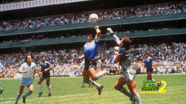 diego-maradona-scores-against-england-in-the-world-cup-quarter-final---with-his-hand-136398776754903901-150619172459
