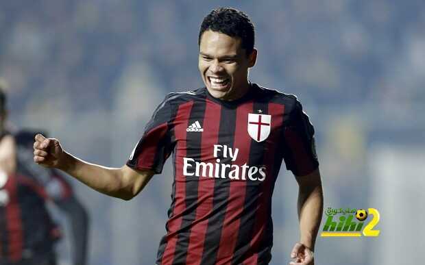 Football Soccer - Frosinone v AC Milan - Italian Serie A - Matusa stadium, Frosinone, Italy 20/12/15AC Milan's Carlos Bacca celebrates after scoring a goal against FrosinoneREUTERS/Giampiero Sposito