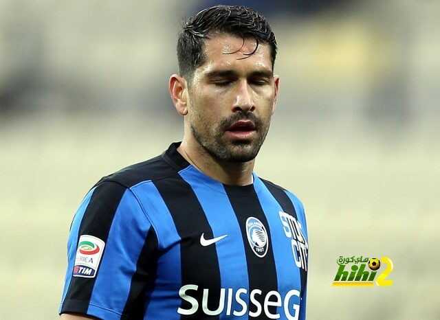 MODENA, ITALY - FEBRUARY 28: Marco Borriello of Atalanta BC reacts during the Serie A match between Carpi FC and Atalanta BC at Alberto Braglia Stadium on February 28, 2016 in Modena, Italy.  (Photo by Gabriele Maltinti/Getty Images)