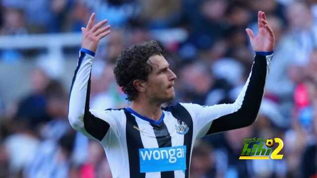 daryl-janmaat-newcastle-united-st-james-park_3360097