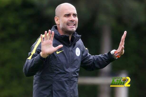 pay-pep-guardiola-takes-first-manchester-city-training-session