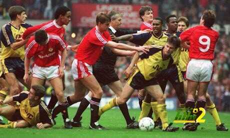 man-utd-v-arsenal-1990-001