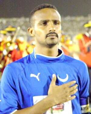هيثم مصطفي يغارد الهلال  بعد 17 عام