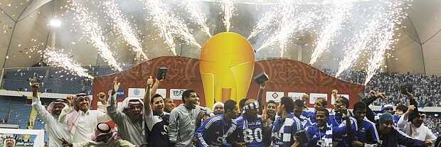 فيديو :  الهلال بطلا لكأس ولي العهد في لقاء ماراثوني امام النصر
