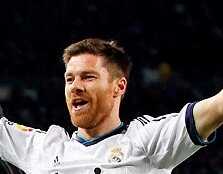 لماذا نشر تشابي هذه الصورة بعد الفوز على برشلونة بثلاثية ..؟!