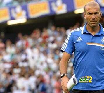زيدان حاليا  اللاعب رقم 12 فى ريال مدريد