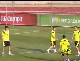 فيديو : شاهد ماذا فعل كازولا وزملاؤه بالنينو فى تدريبات اسبانيا ؟!