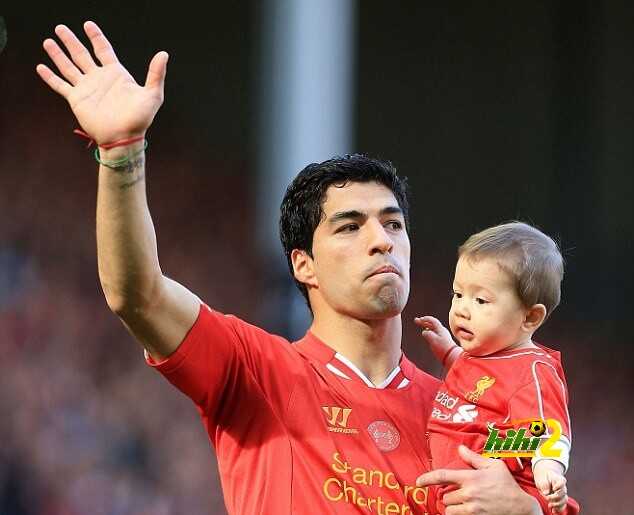 ليفربول سيحصل علي الدوري الانجليزي بسبب سواريز !