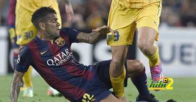 داني ألفيس : سعيد بمباراتي رقم 300 مع برشلونة و عقدي سينتهي في 2015