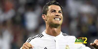 فيديو :رونالدو يقترب من تحطيم رقم راؤول ويضع الهدف الثالث في رباعية ريال مدريد