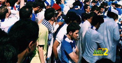 صور جماهير الهلال تحتشد الان في ملعب المباراة
