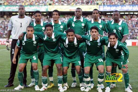 الاخضر يكمل مئويته امام البحرين