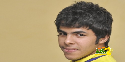 فيديو : مشجع هلالي يحرج لاعب النصر يحيى الشهري