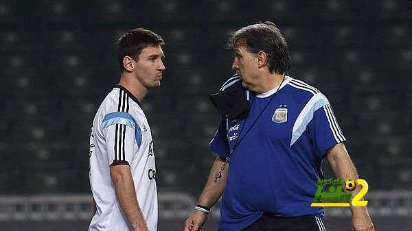 تاتا يرد على مارداونا ” ميسي هو قائد منتخب الآرجنتين رغم الانتقادات”