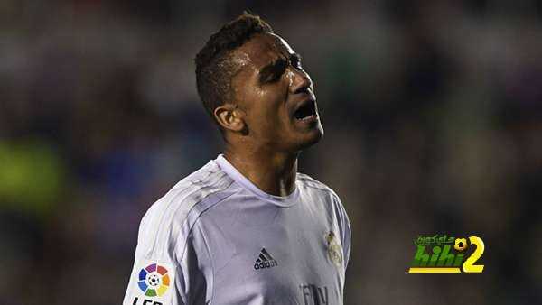 فيديو: جماهير ريال مدريد تُدعم الثنائي الاسوأ
