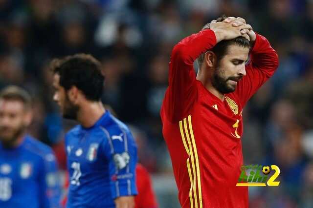 جيرارد بيكيه عليه الإعتزال الدولي بسبب مُعتقداته السياسية