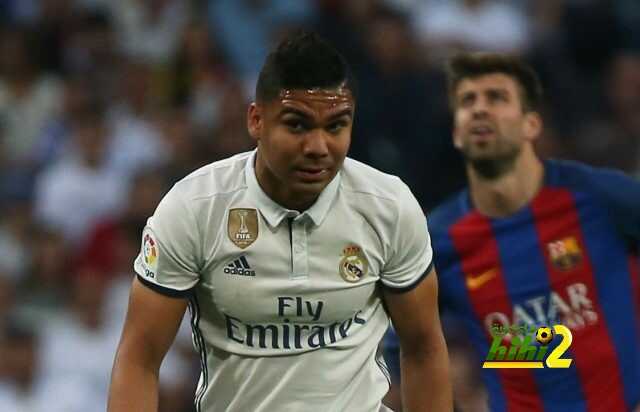 كاسميرو يفتتح التسجيل لريال مدريد في مرمى برشلونة