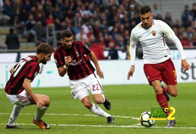 قطبا مانشستر يتصارعان على لاعب روما