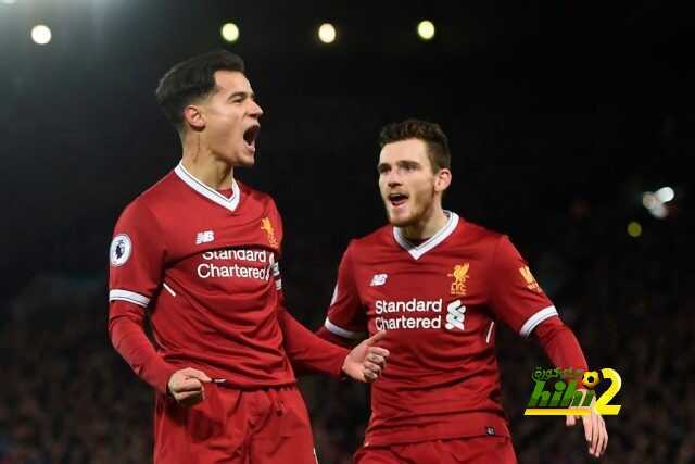 الإسطورة البرازيلية يطلب من كوتينهو البقاء في ليفربول.