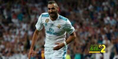 بنزيمة مهاجم يكرهه عشاق ريال مدريد ويخاف منه مشجعوا برشلونة !