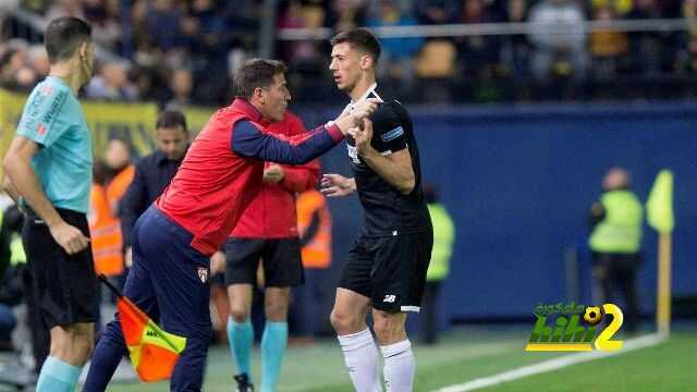 رغم التجديد لأومتيتي..برشلونة يواصل سعيه الى ضم مدافع إشبيلية