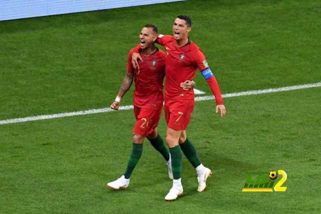 رونالدو يحمل البرتغال علي كتفه في البطولات القارية.