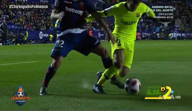 سانز : برشلونة يستحق ركلة جزاء في لقطة دينيس سواريز