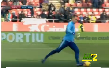 🔴ثنائي برشلونة خلال اجراء عمليات الاحماءات