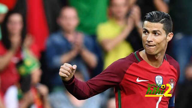 رونالدو يهدي قميصه لابن ماتيتش