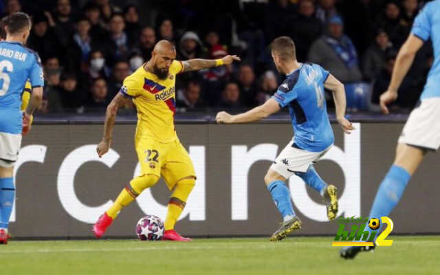 رسميا: برشلونة بدون فيدال أيضا في لقاء الإياب !