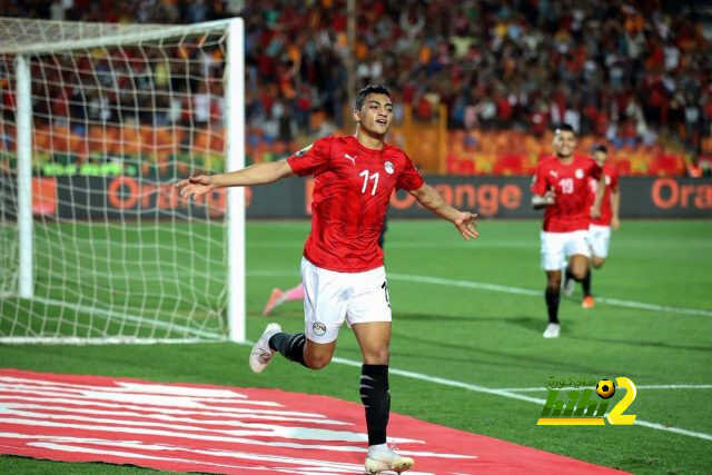 فرانس فوتبول تتغزل بلاعب منتخب مصر