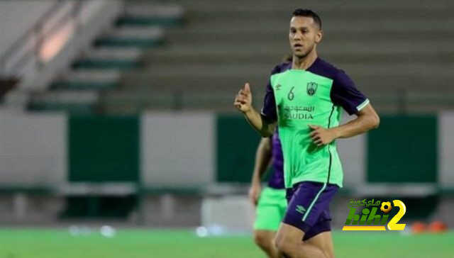 لاعب الأهلي السعودي يتعرض للإصابة بفايروس كورونا